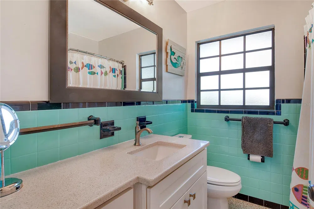 2309 LYNN STREET Sarasota, FL 34231