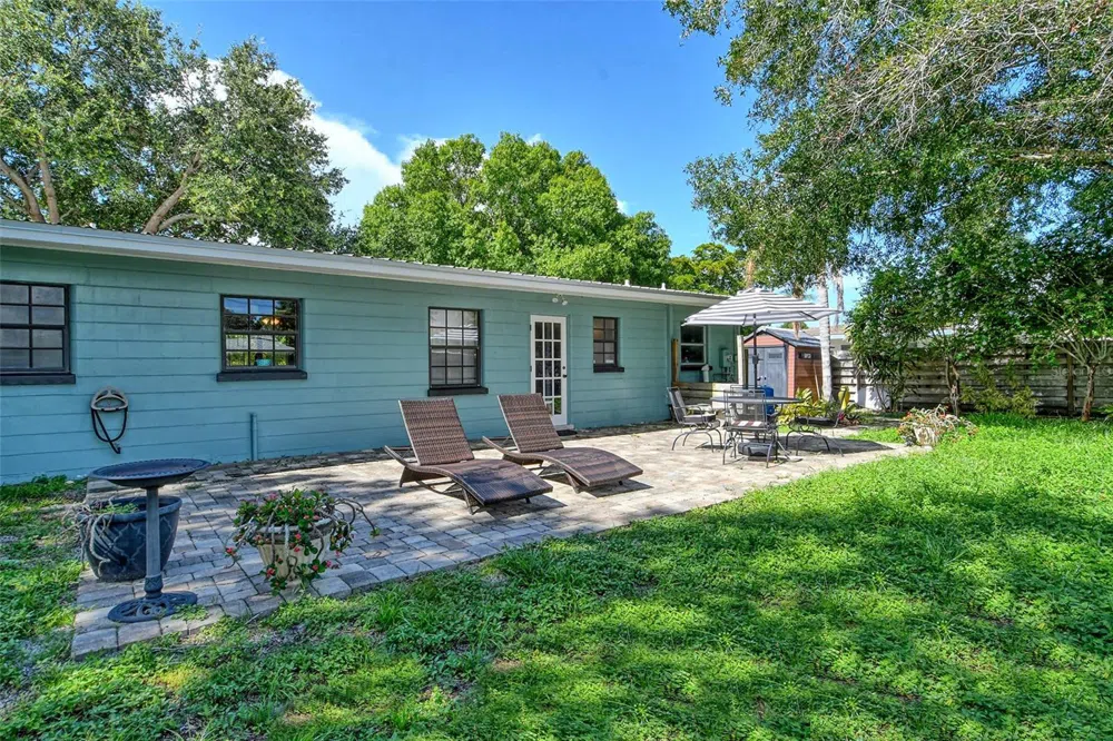 2309 LYNN STREET Sarasota, FL 34231