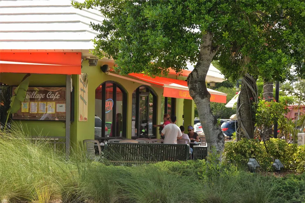 2309 LYNN STREET Sarasota, FL 34231
