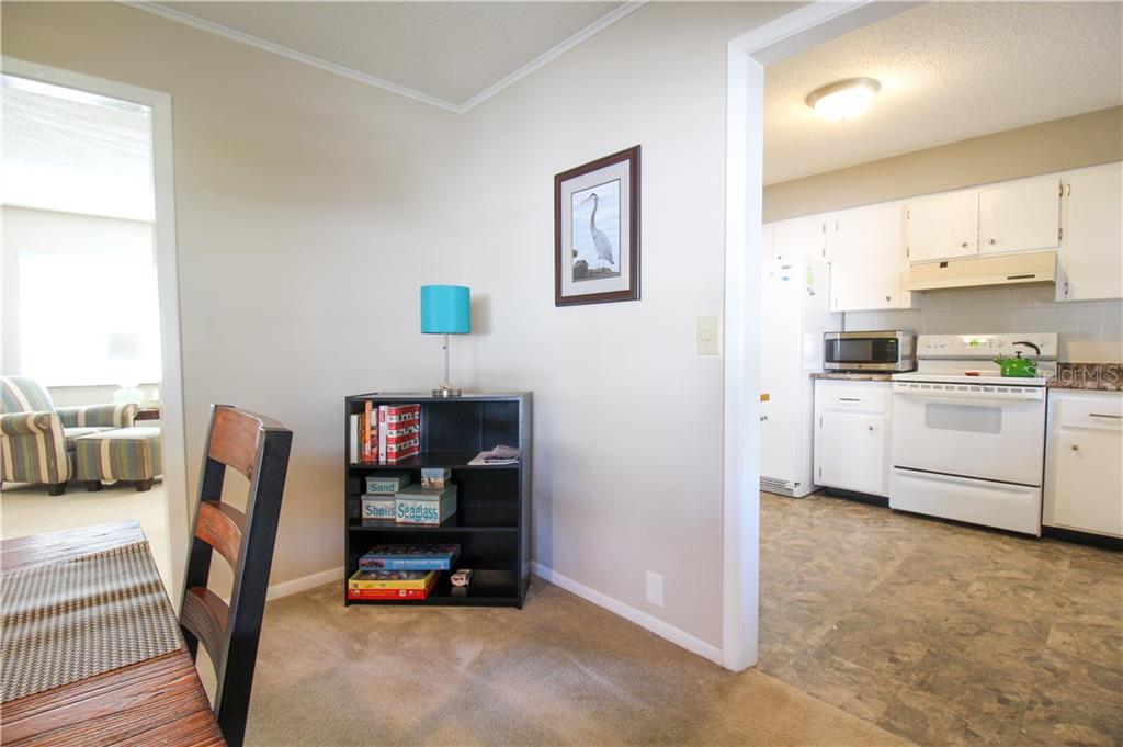 2806 TAUNTON DRIVE W Bradenton, FL 34205
