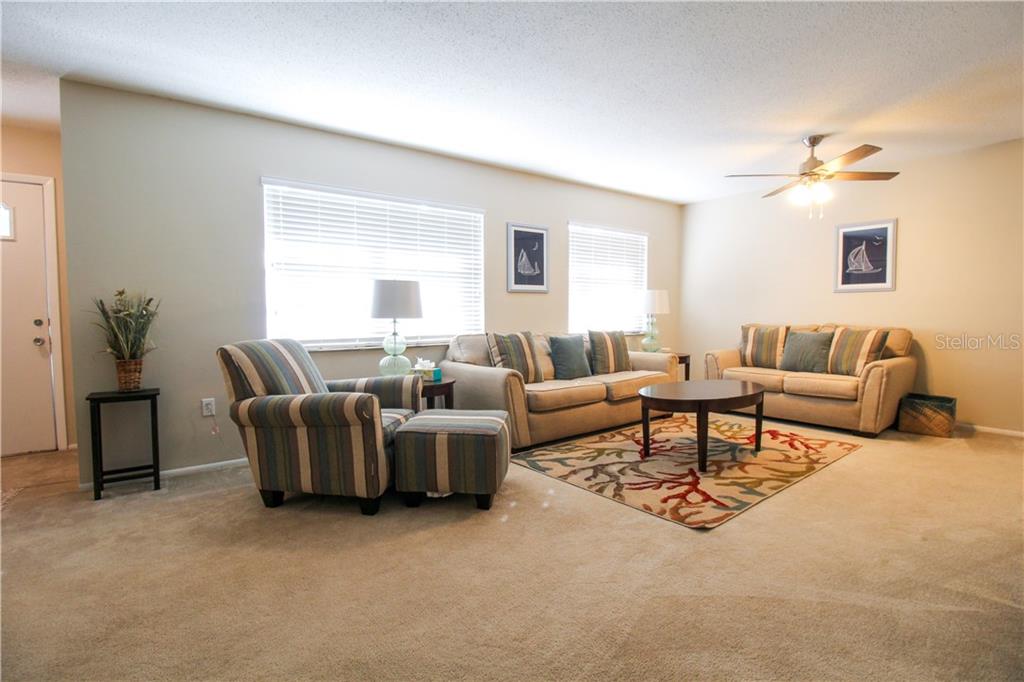 2806 TAUNTON DRIVE W Bradenton, FL 34205