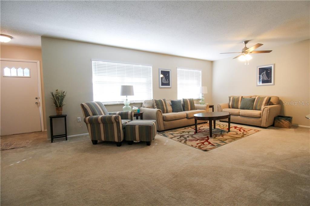 2806 TAUNTON DRIVE W Bradenton, FL 34205