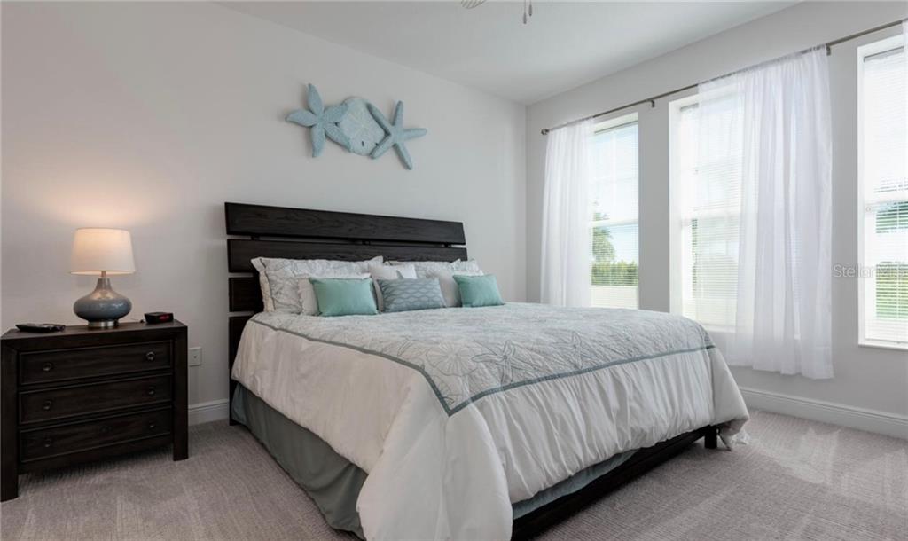 395 ARUBA CIRCLE #203 Bradenton, FL 34209