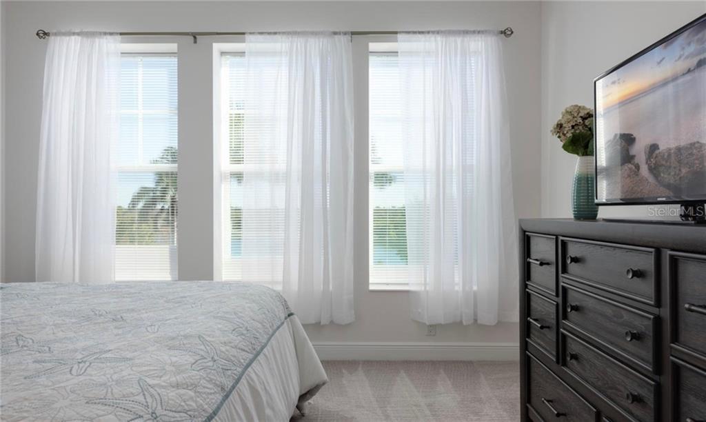 395 ARUBA CIRCLE #203 Bradenton, FL 34209