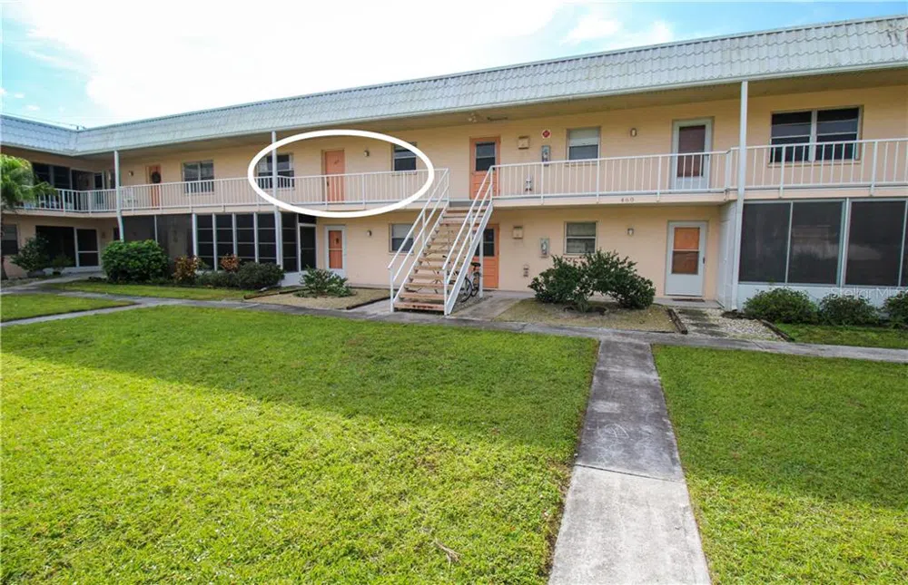 460 BASE AVENUE E #125 Venice, FL 34285