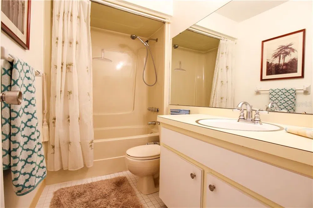 460 BASE AVENUE E #125 Venice, FL 34285