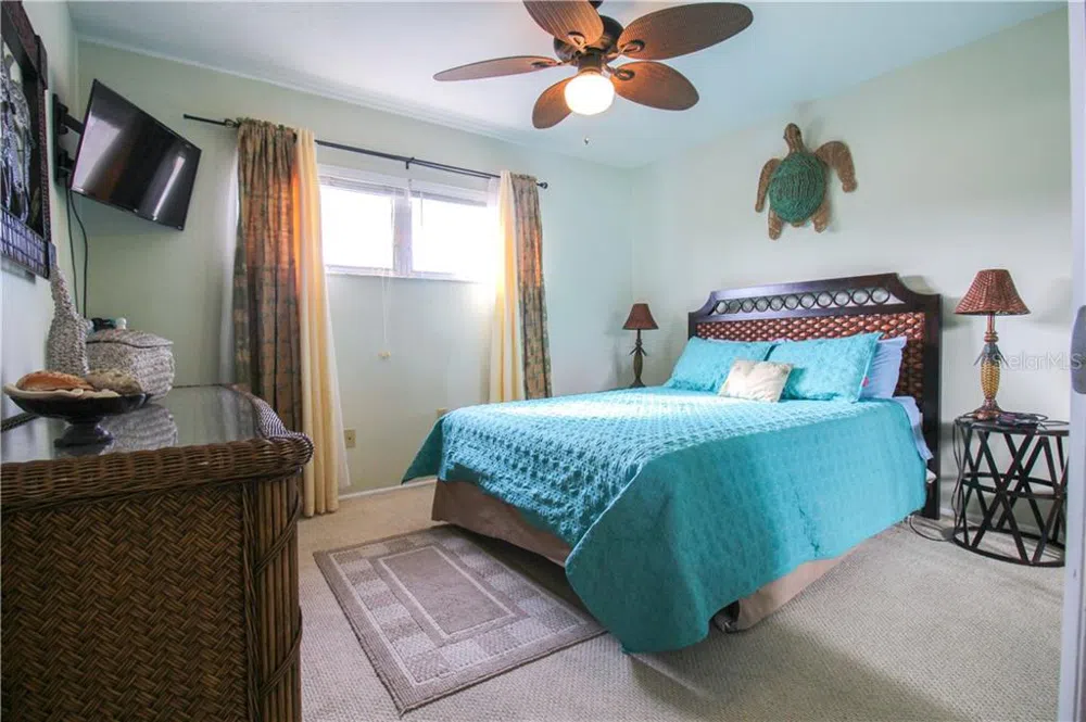460 BASE AVENUE E #125 Venice, FL 34285