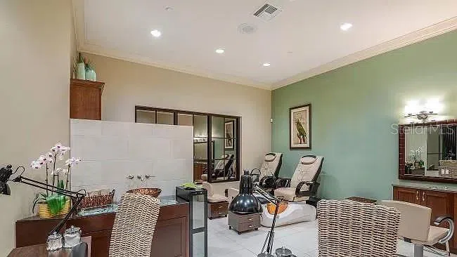 13608 MESSINA LOOP #203 Bradenton, FL 34211