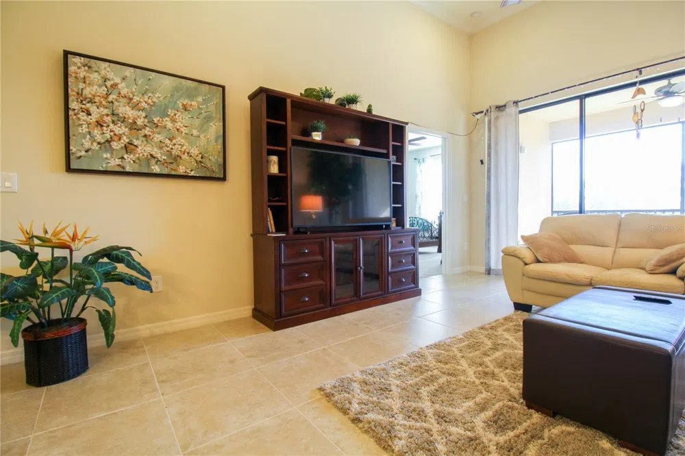 13608 MESSINA LOOP #203 Bradenton, FL 34211