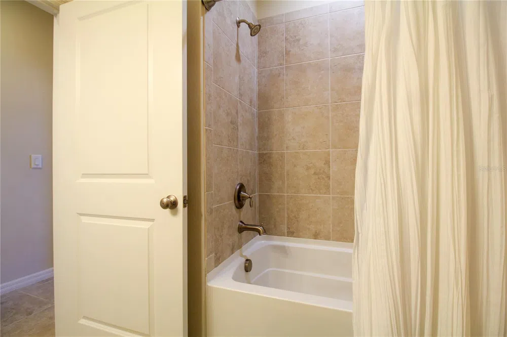 13608 MESSINA LOOP #203 Bradenton, FL 34211