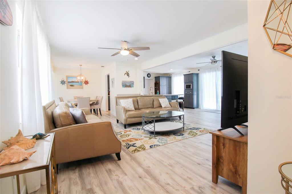 2232 PINE TERRACE Sarasota, FL 34231