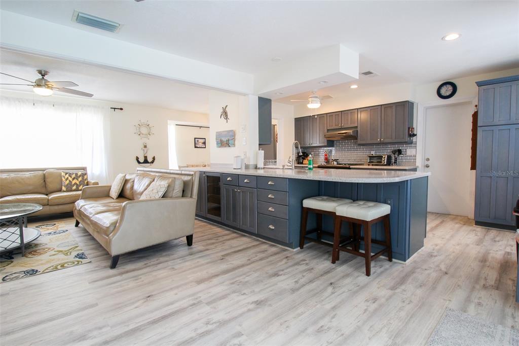 2232 PINE TERRACE Sarasota, FL 34231