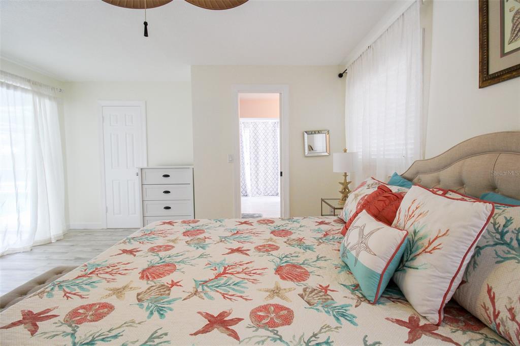 2232 PINE TERRACE Sarasota, FL 34231