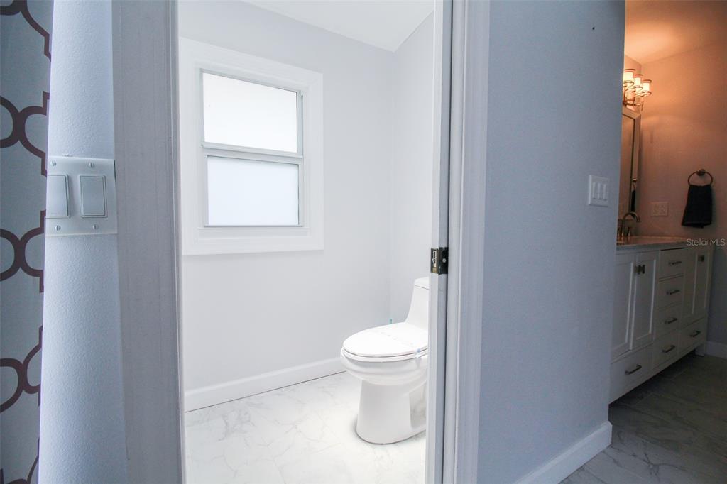 2232 PINE TERRACE Sarasota, FL 34231