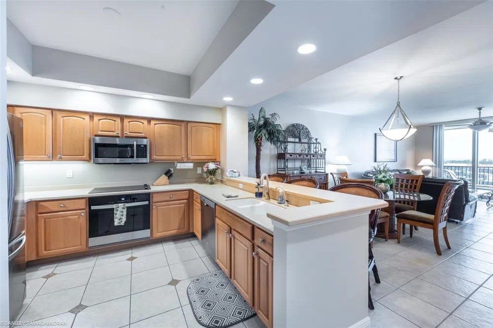 3313 SUNSET KEY CIRCLE #403 Punta Gorda, FL 33955
