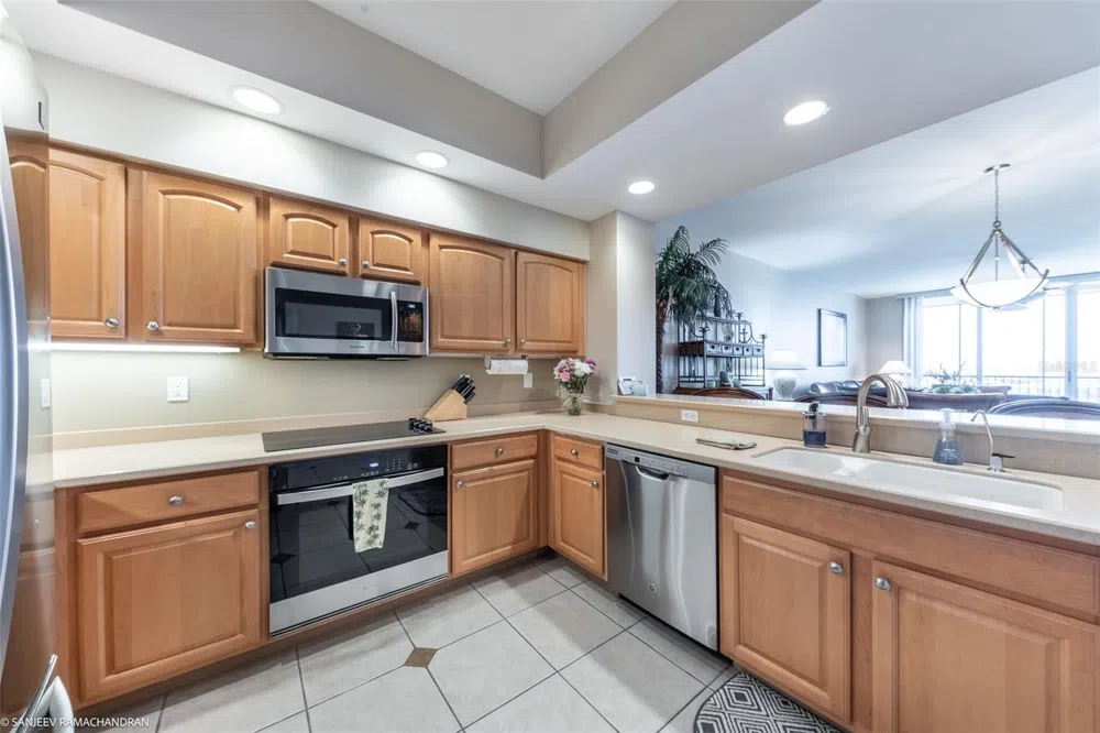 3313 SUNSET KEY CIRCLE #403 Punta Gorda, FL 33955