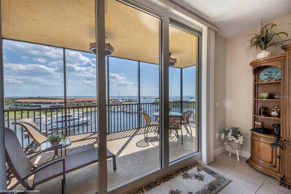 3313 SUNSET KEY CIRCLE #403 Punta Gorda, FL 33955