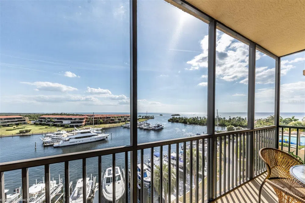 3313 SUNSET KEY CIRCLE #403 Punta Gorda, FL 33955