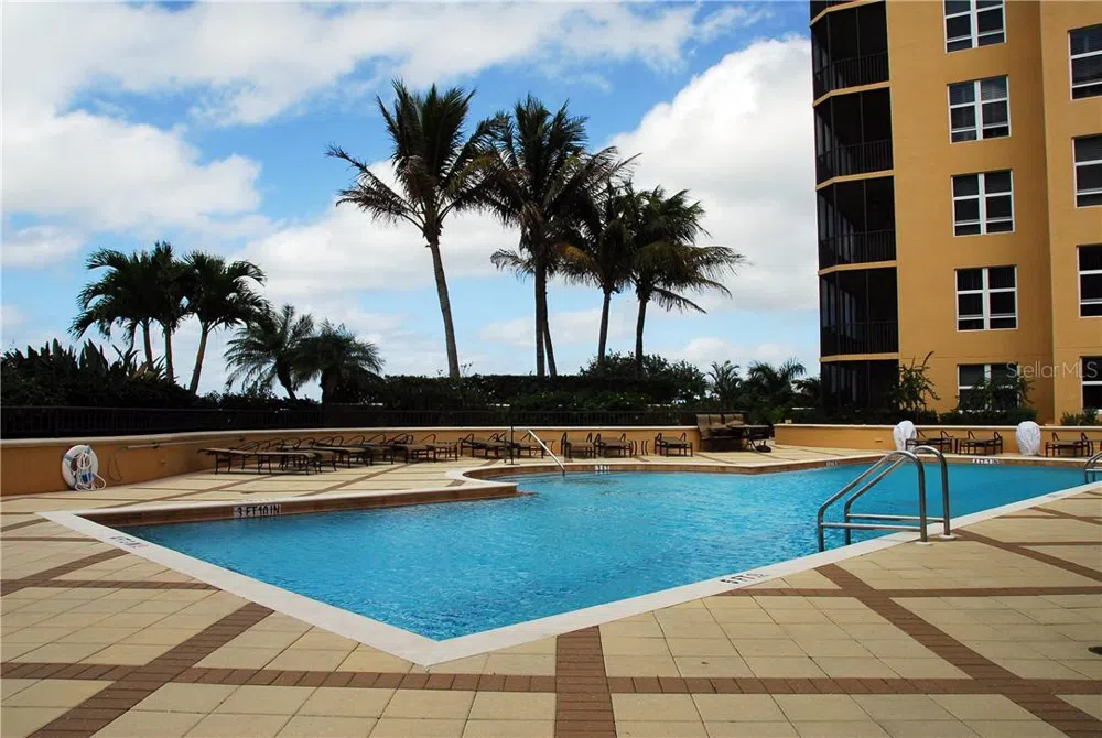 3313 SUNSET KEY CIRCLE #403 Punta Gorda, FL 33955