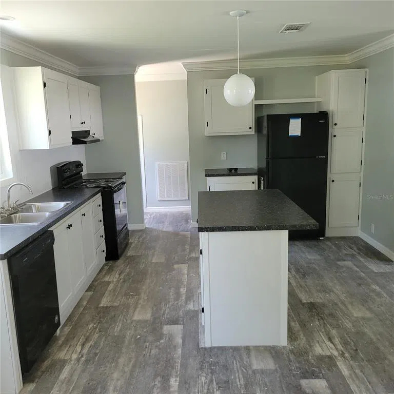 2459 AYERSWOOD DRIVE Brooksville, FL 34604