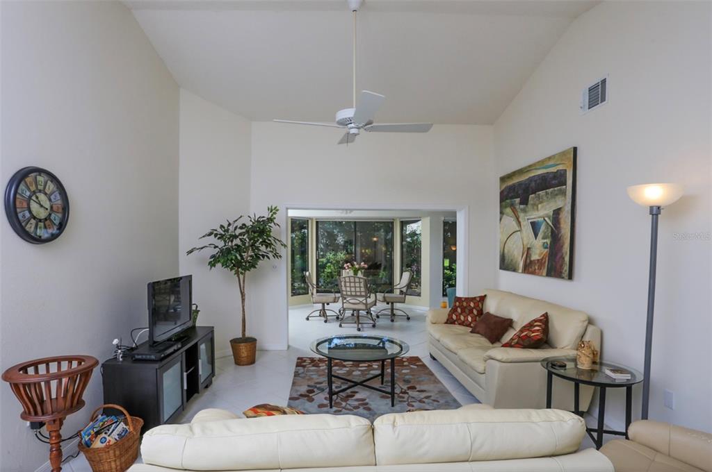 226 SOUTHAMPTON LANE #257 Venice, FL 34293
