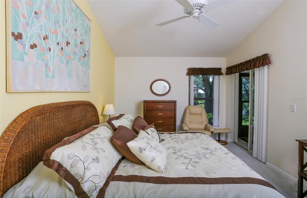 226 SOUTHAMPTON LANE #257 Venice, FL 34293