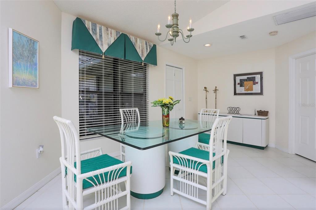 226 SOUTHAMPTON LANE #257 Venice, FL 34293
