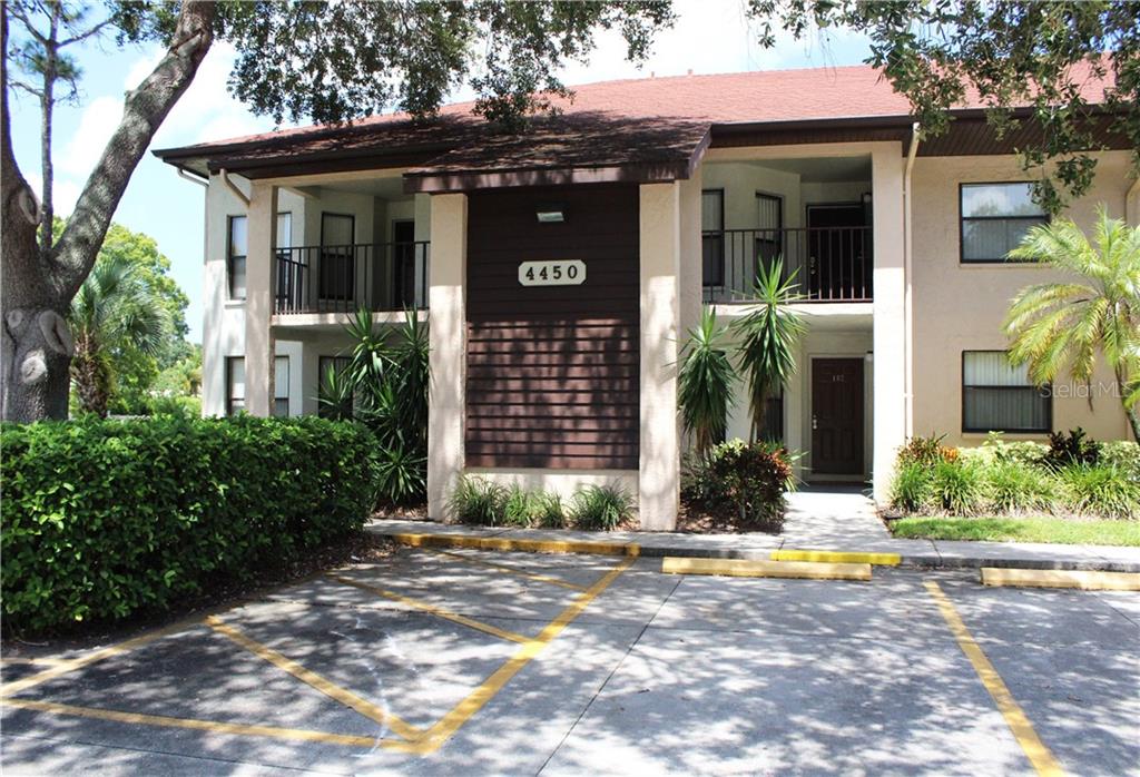 4450 47TH AVENUE W #102 Bradenton, FL 34210