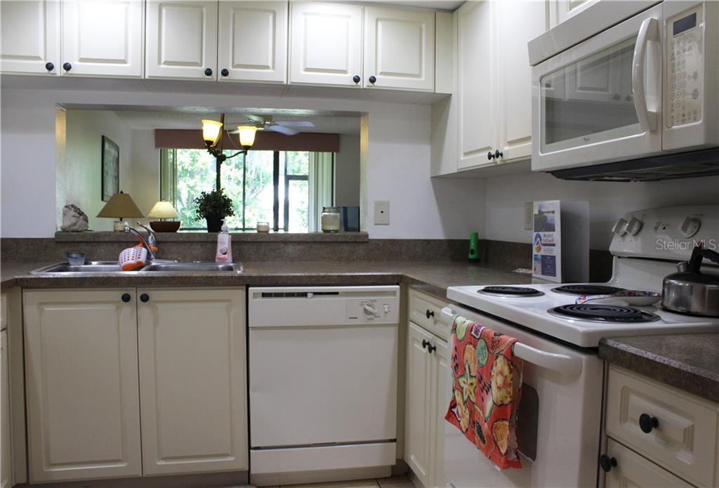 4450 47TH AVENUE W #102 Bradenton, FL 34210