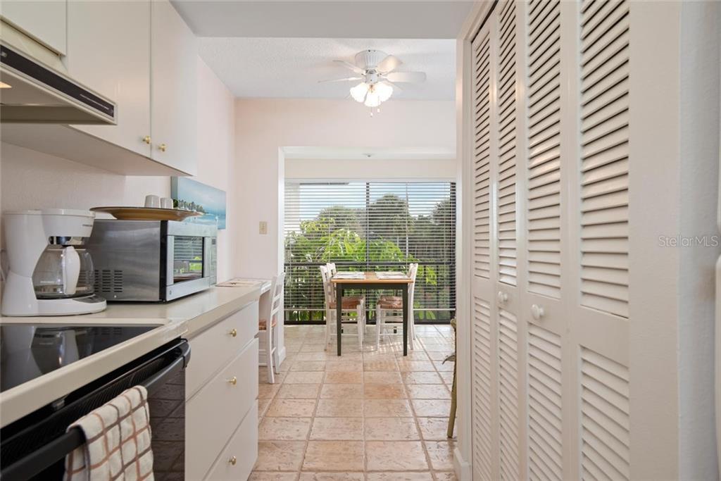5393 GULF OF MEXICO DRIVE #208 Longboat Key, FL 34228