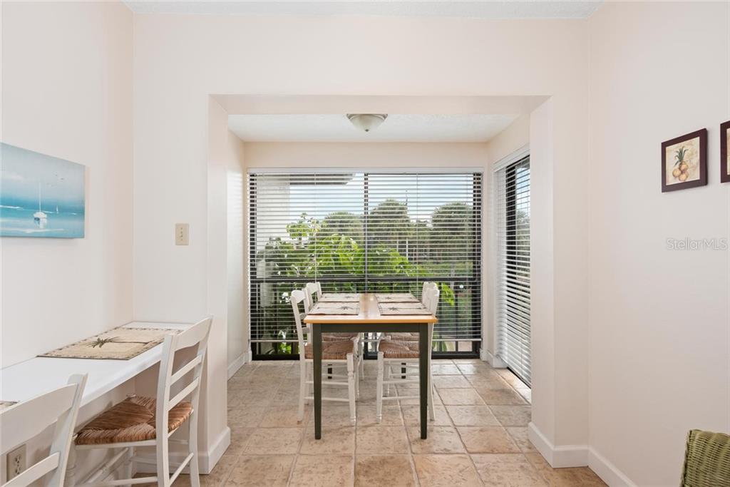 5393 GULF OF MEXICO DRIVE #208 Longboat Key, FL 34228