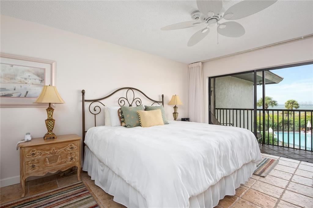 5393 GULF OF MEXICO DRIVE #208 Longboat Key, FL 34228