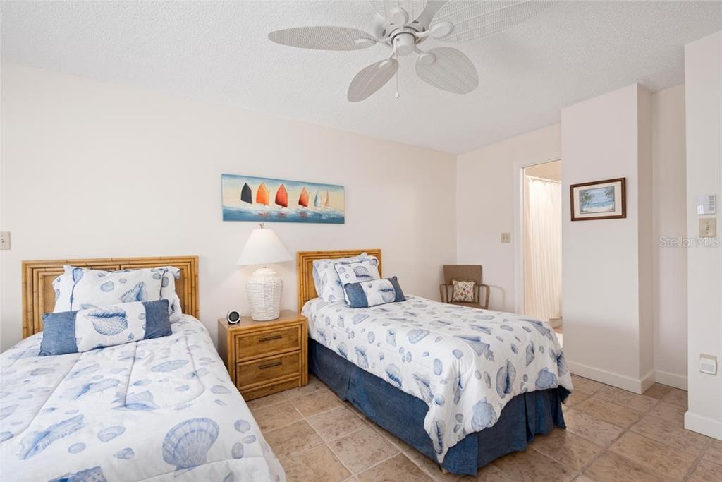 5393 GULF OF MEXICO DRIVE #208 Longboat Key, FL 34228