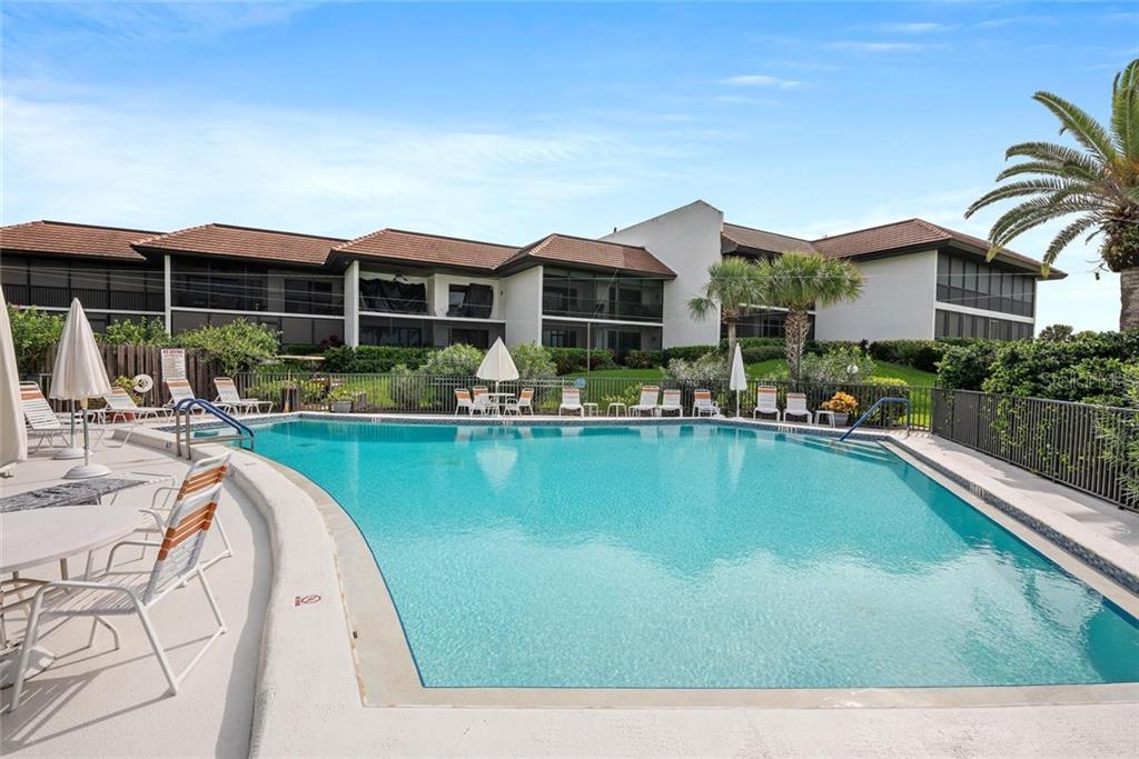 5393 GULF OF MEXICO DRIVE #208 Longboat Key, FL 34228