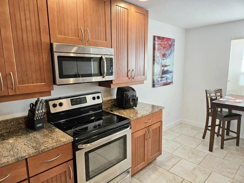 6618 7TH AVENUE CIRCLE W #1404 Bradenton, FL 34209