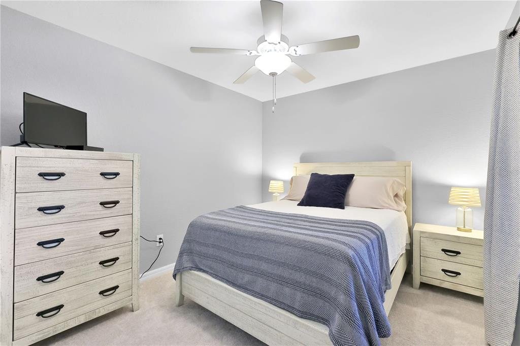 5634 PALMER CIRCLE #203 Bradenton, FL 34211