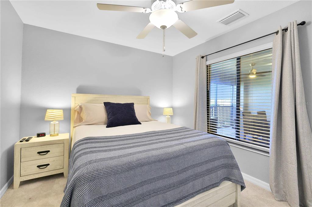 5634 PALMER CIRCLE #203 Bradenton, FL 34211