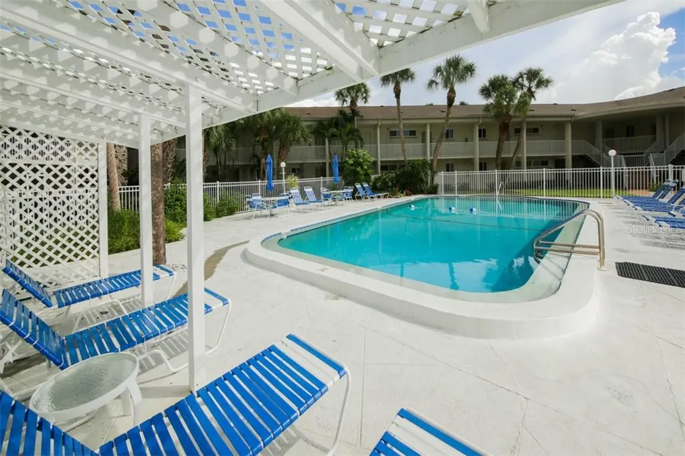 500 S WASHINGTON DRIVE #26B Sarasota, FL 34236