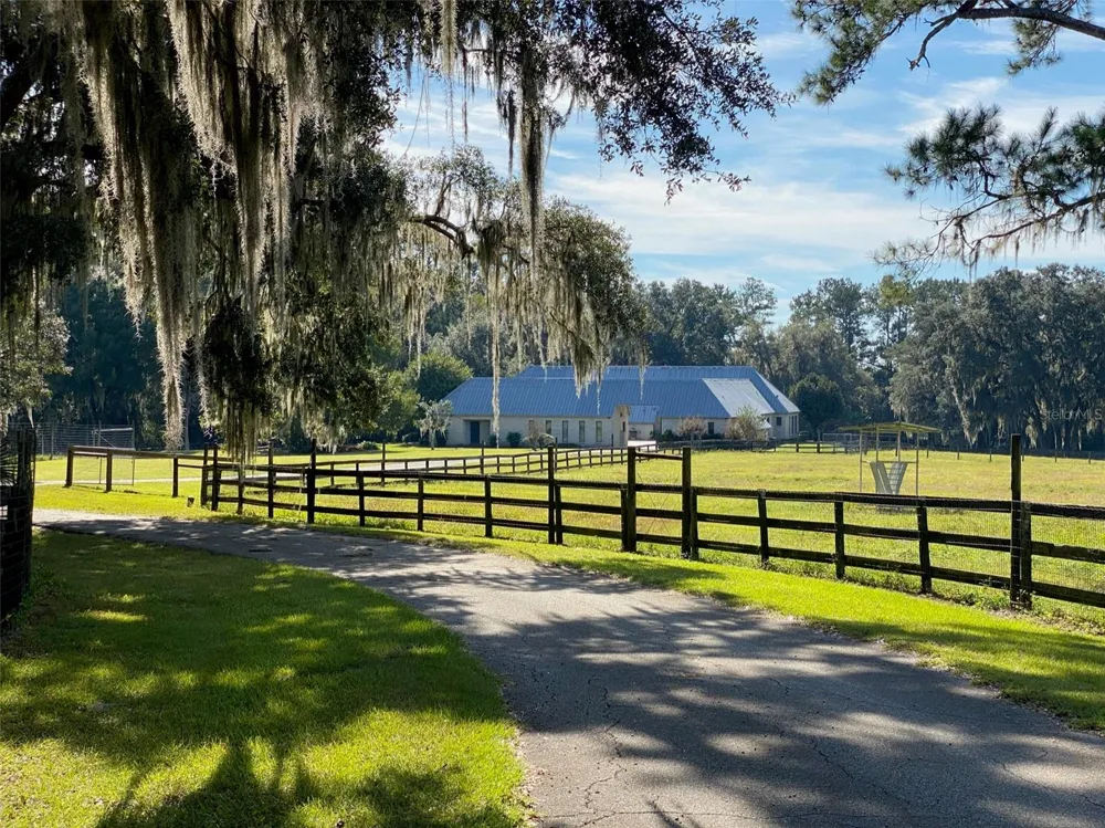 19350 NW 123RD COURT Micanopy, FL 32667