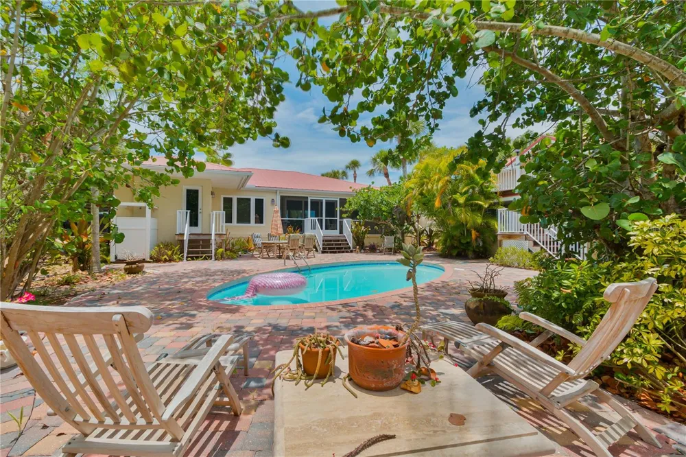 8300 MANASOTA KEY ROAD Englewood, FL 34223