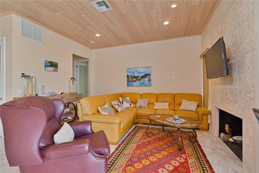 8300 MANASOTA KEY ROAD Englewood, FL 34223