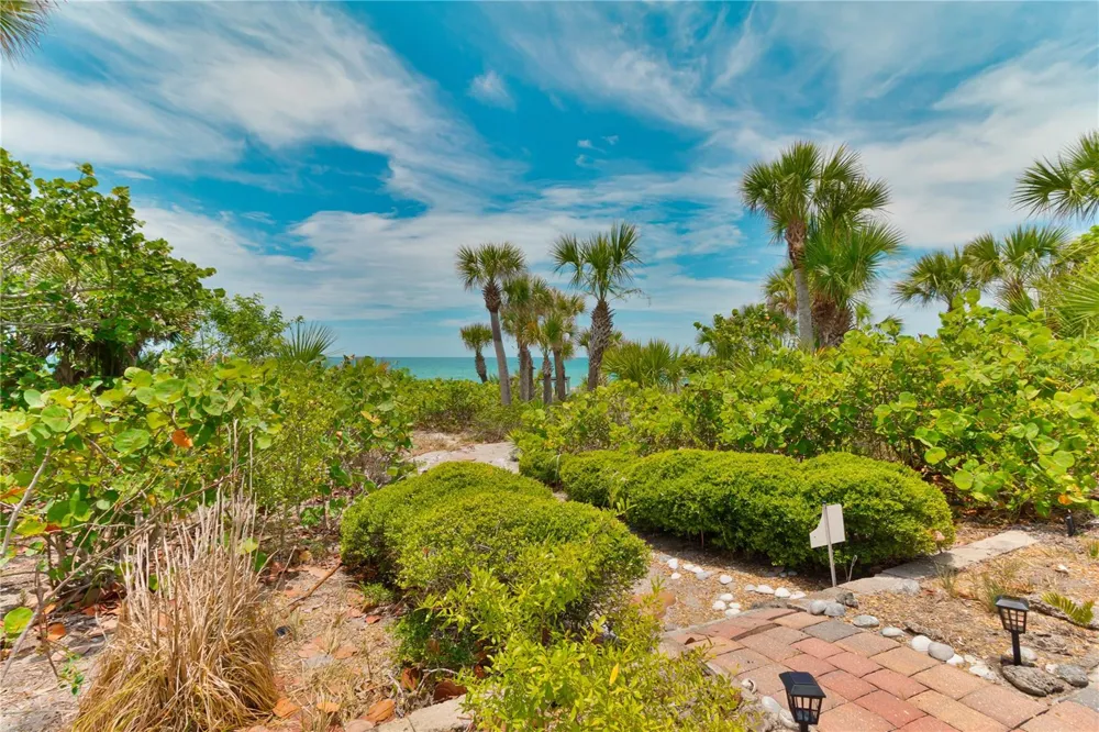 8300 MANASOTA KEY ROAD Englewood, FL 34223