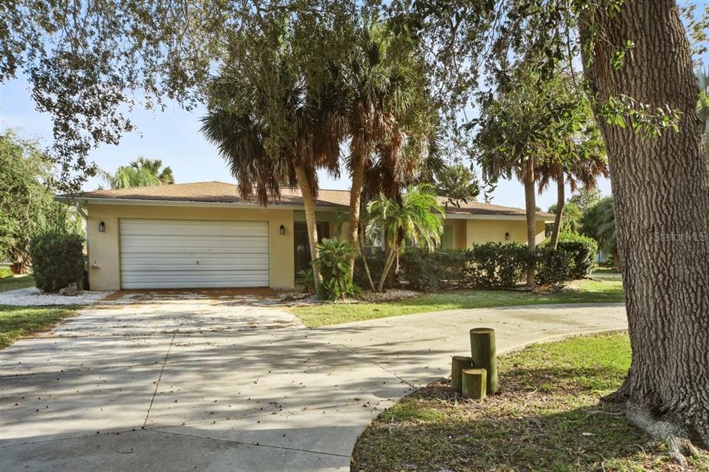500 GREEN DOLPHIN DRIVE S