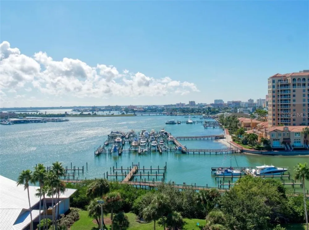 64 BAY ESPLANADE #302 Clearwater, FL 33767