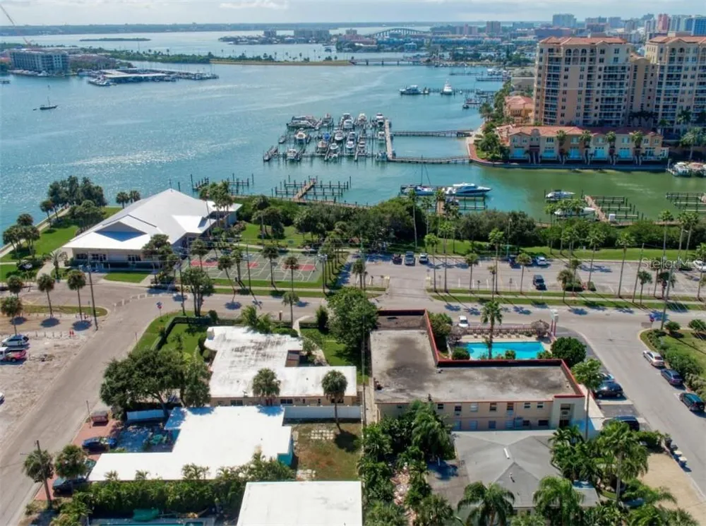 64 BAY ESPLANADE #302 Clearwater, FL 33767