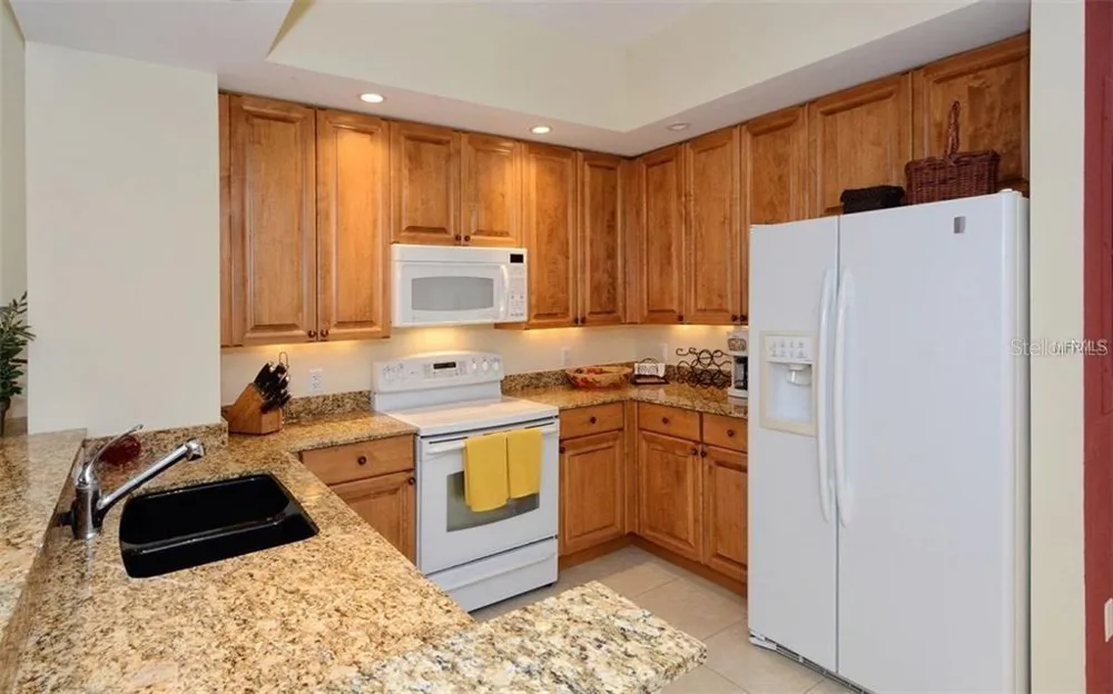 100 CENTRAL AVENUE #620 Sarasota, FL 34236
