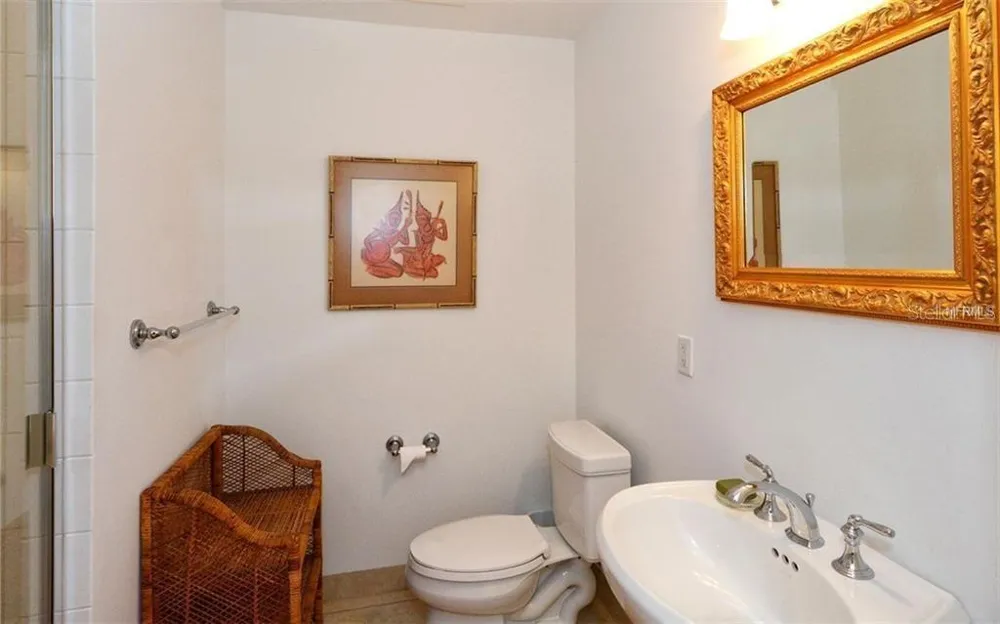 100 CENTRAL AVENUE #620 Sarasota, FL 34236