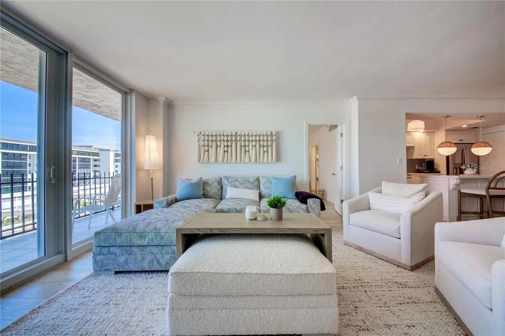 1212 BENJAMIN FRANKLIN DRIVE #504 Sarasota, FL 34236