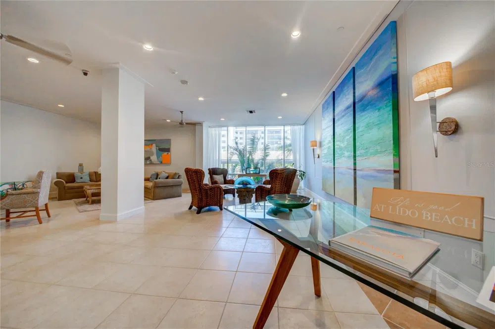 1212 BENJAMIN FRANKLIN DRIVE #504 Sarasota, FL 34236