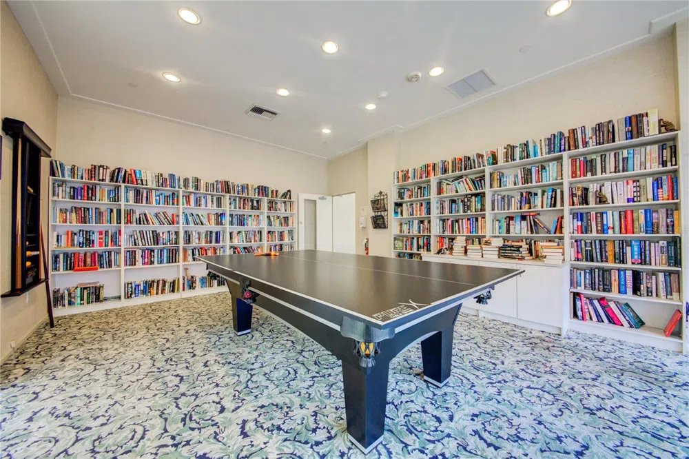 1212 BENJAMIN FRANKLIN DRIVE #504 Sarasota, FL 34236